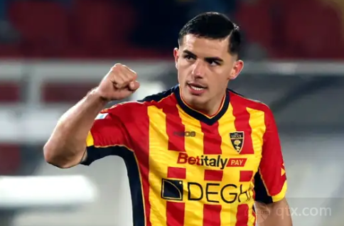 不仅可容纳 不仅可容纳