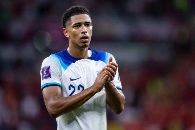 据榜上占有 据榜上占有